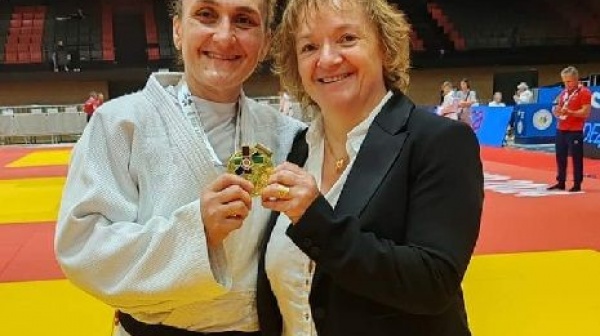 Bravo à Elodi DI MARCO licenciée au Judo Club de Jurançon pour titre de championne d'Europe Vétérans à Sarajevo